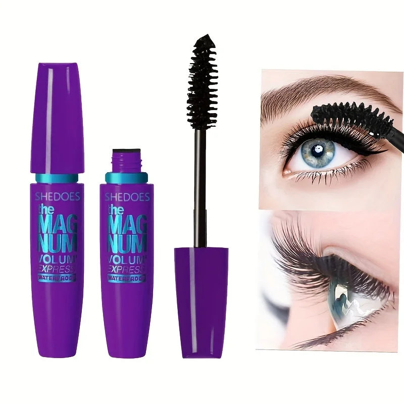 Máscara de pestañas líquida Luxury Glow 4D Black: fórmula que espesa, alarga y riza las pestañas.