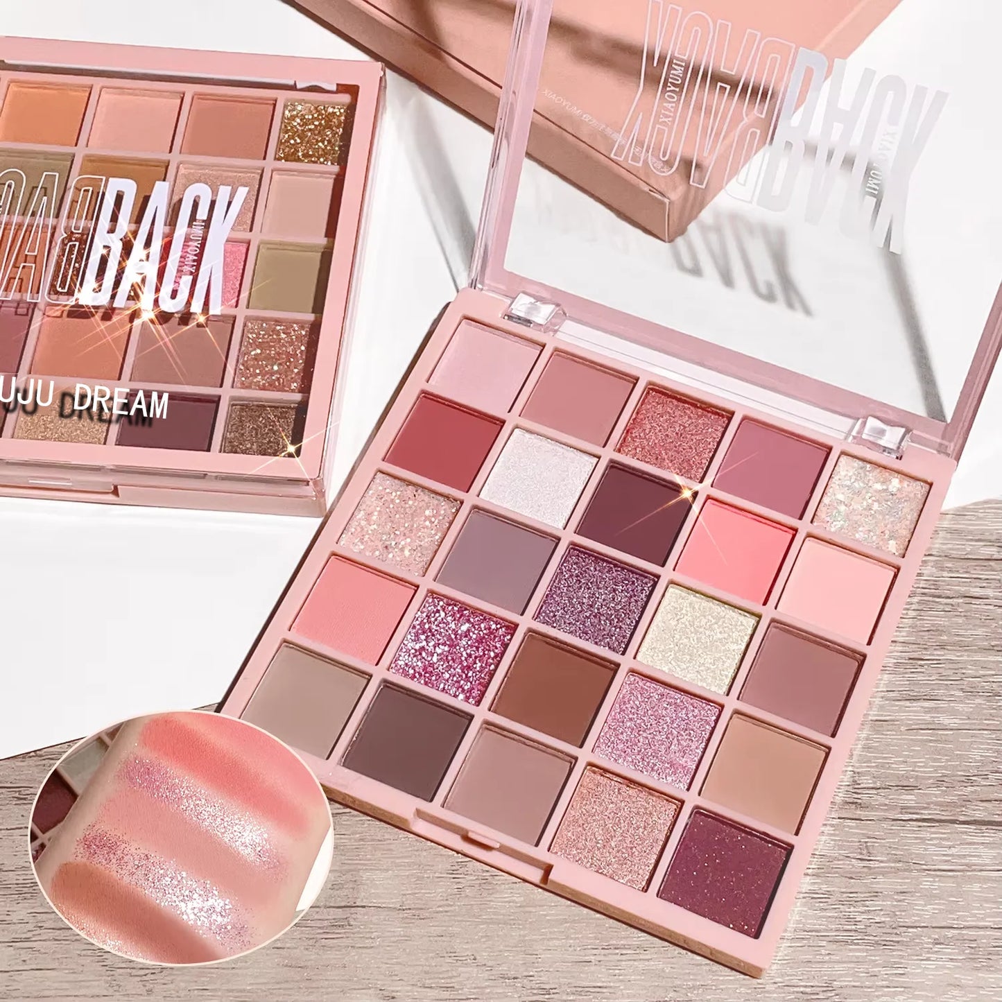 لوحة ظلال العيون جوجو دريم، ٢٥ لونًا | ألوان مطفية، لامعة، وبراقة