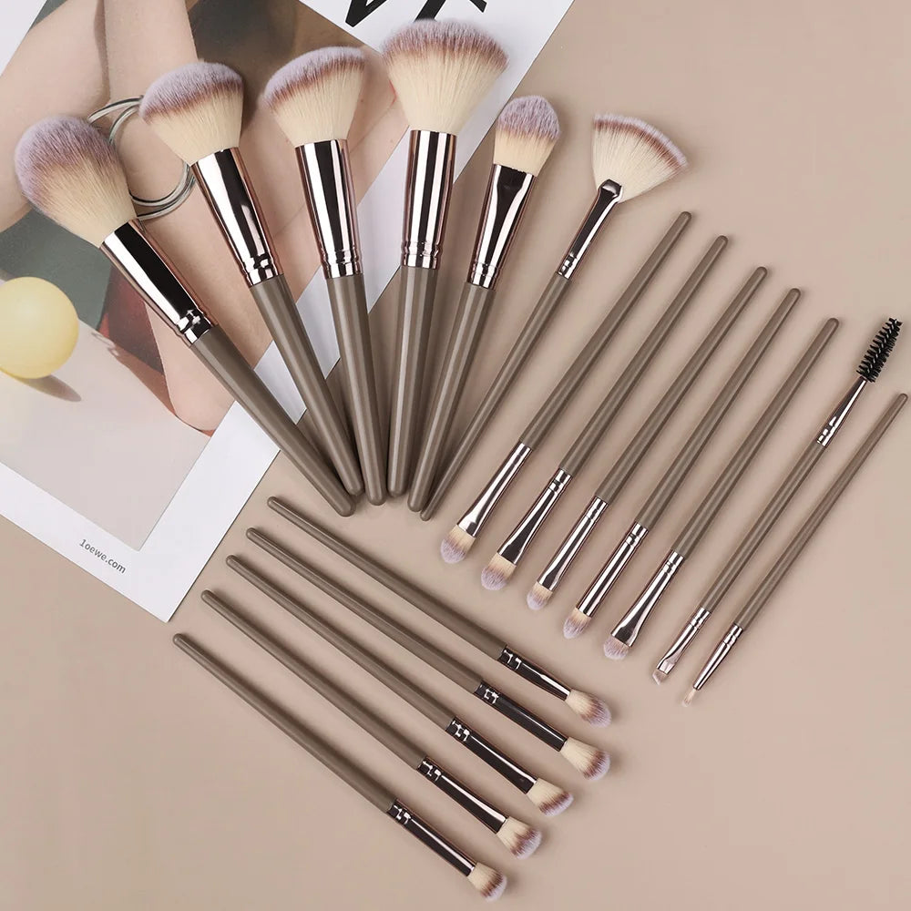 ZSRUNHUI 1–20 Pcs Professional Makeup Brush Set – Soft, Precise & Multi-Use