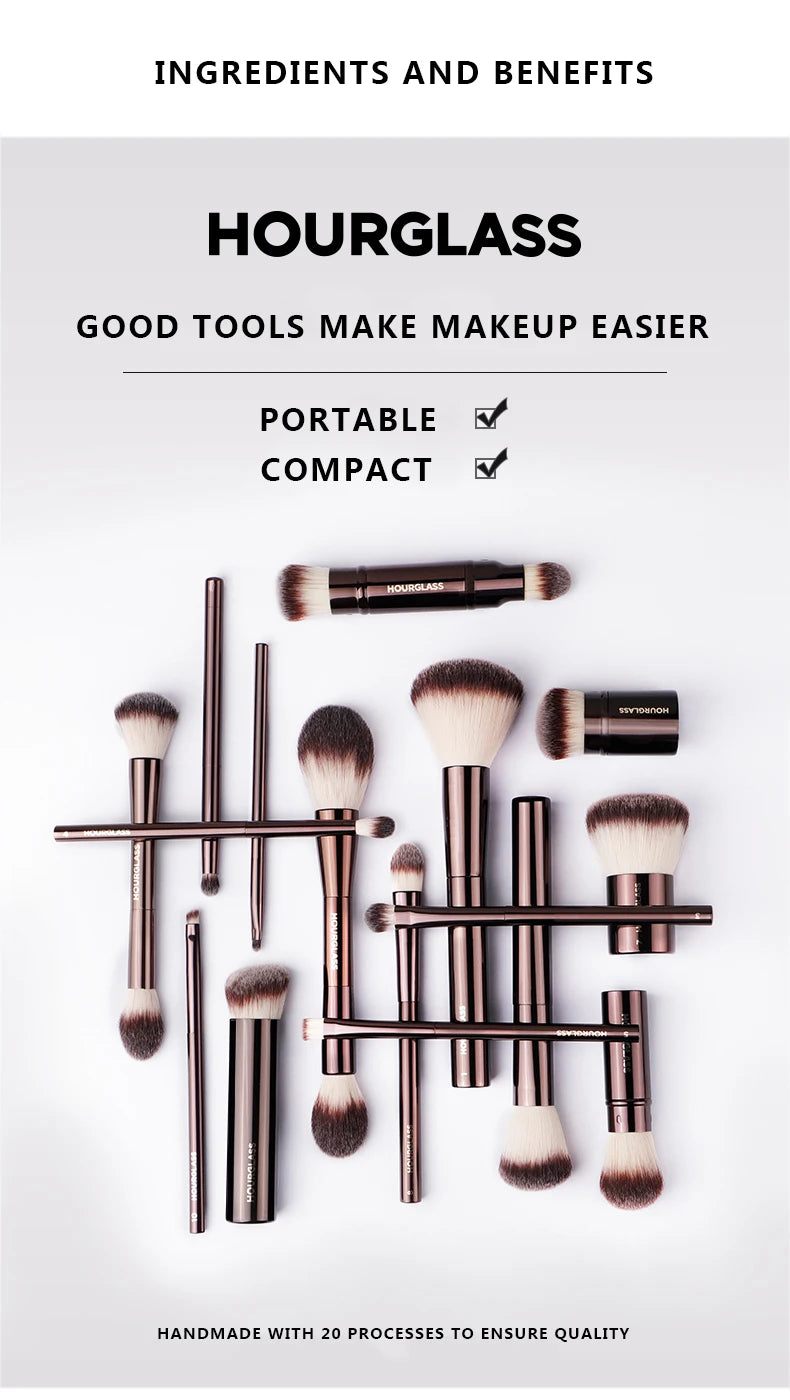 فرشاة مكياج البودرة رقم 1 من ماركة Hourglass - رأس دائري ناعم بمقبض معدني