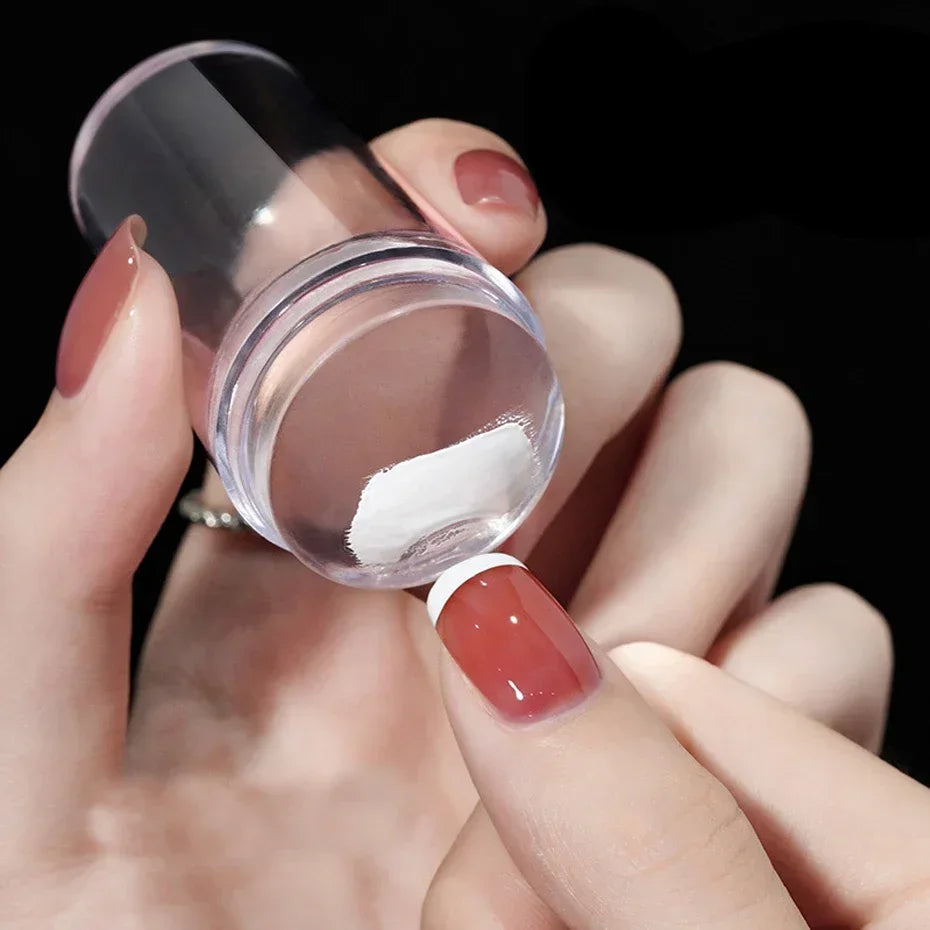 Kit de estampación de uñas de silicona transparente LuxuryGlow: estampador y raspador de diseño francés