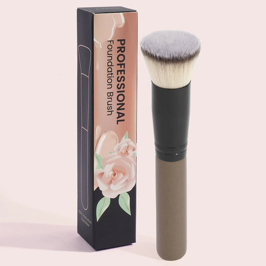 LuxuryGlow Large Flat Head Foundation Makeup Brush – Portable Beauty Tool for Smooth Application