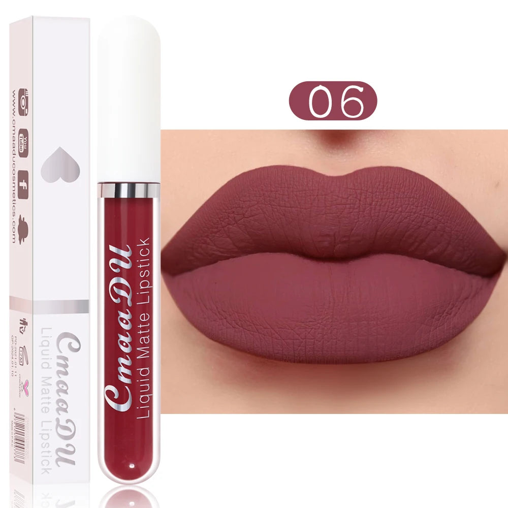Brillo labial mate CmaaDu: labial resistente al agua y de larga duración en intensos tonos rojos.
