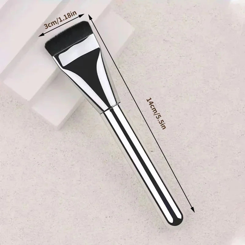 Brocha coreana ultrafina LuxuryGlow para base de maquillaje: herramienta perfecta para aplicar prebase y corrector