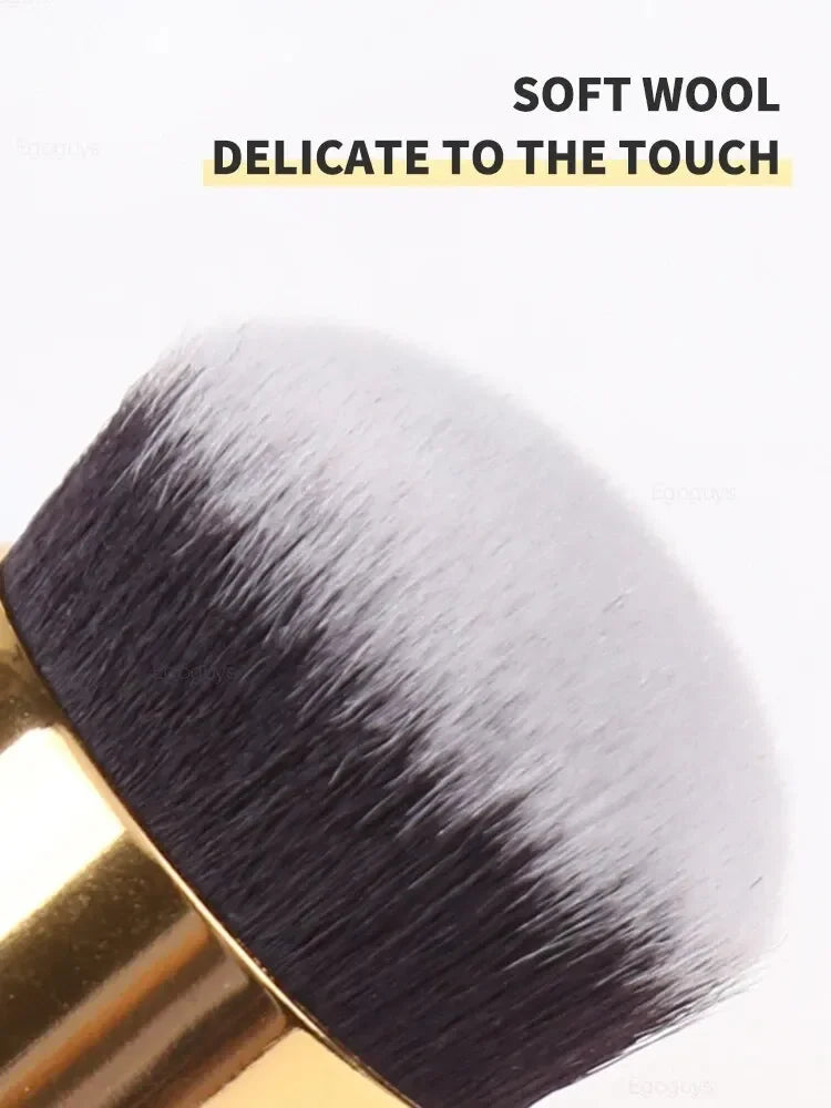 LuxuryGlow Mushroom Head Foundation Brush – Seamless, Streak-Free BB Cream Applicator