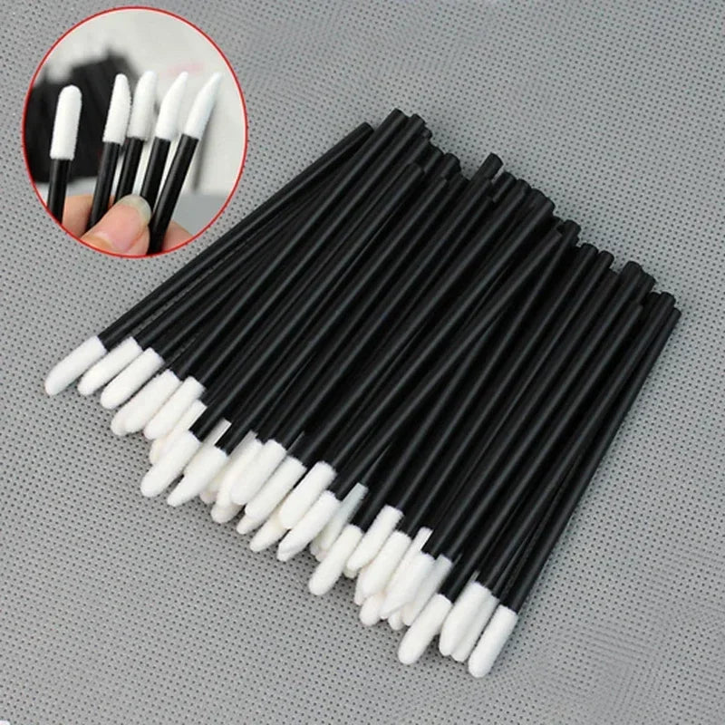 Aplicadores de brillo labial desechables CNKESS (50/100 pinceles suaves)