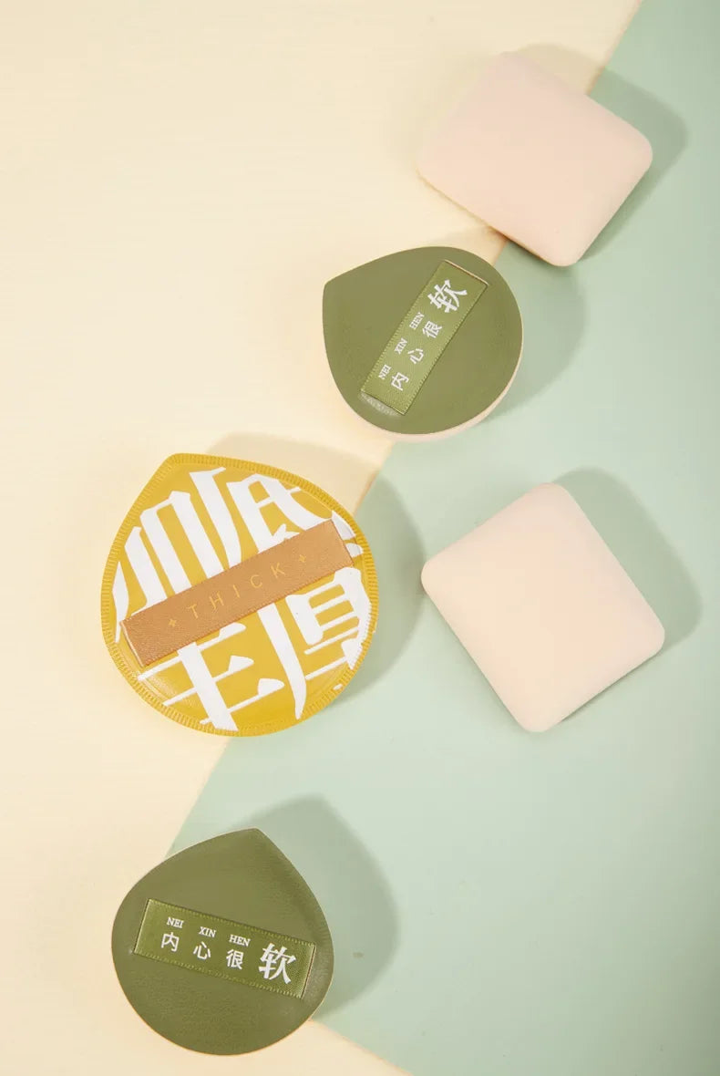 Borla de maquillaje de algodón de azúcar LuxuryGlow: esponja suave e hidrofílica para base líquida