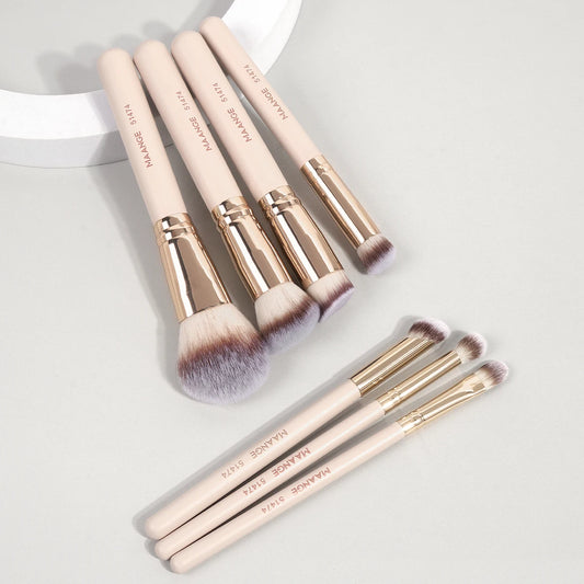 MAANGE 7-Piece Soft Makeup Brush Set – Foundation, Powder, Concealer, Blush & Eye Makeup Tools
