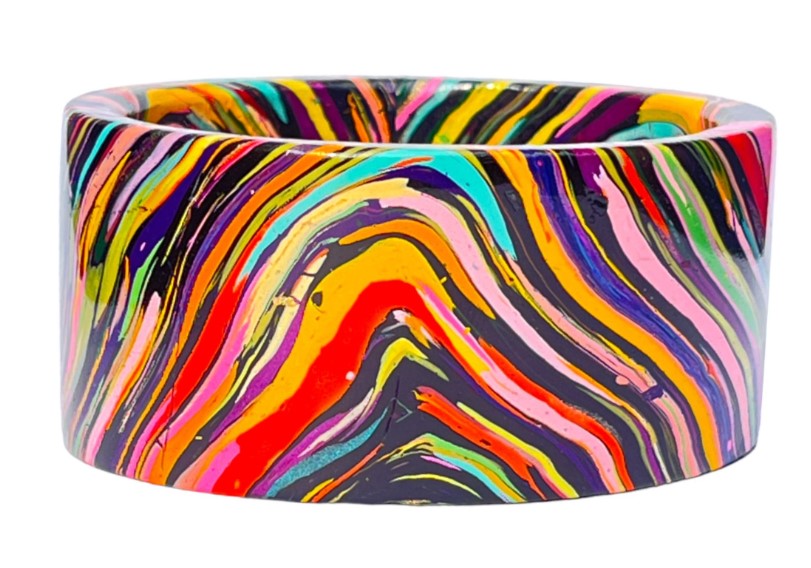 LuxuryGlow Lac Bangles Juli Kada Handmade Lac Bangle – Black Base with Colorful Squiggles | LuxuryGlow
