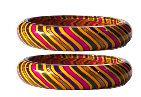 LuxuryGlow GlassBangles Glamour in Glass Handmade Leheriya – Jaipur’s Glossy Lac Artistry