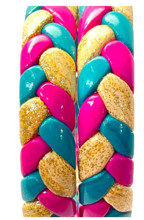 LuxuryGlow Lac Bangles Handmade Rajasthani Lac Bangles – Blue Rani Cream with Golden Zari | LuxuryGlow