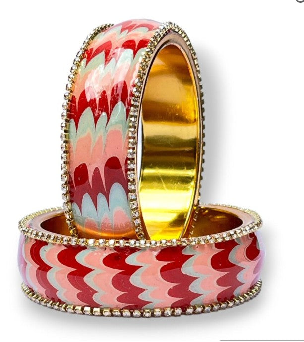 LuxuryGlow Metal Bangles Artful Luxury Marble Wave Gold Brass Lac Bangles – Handcrafted Metal Elegance by