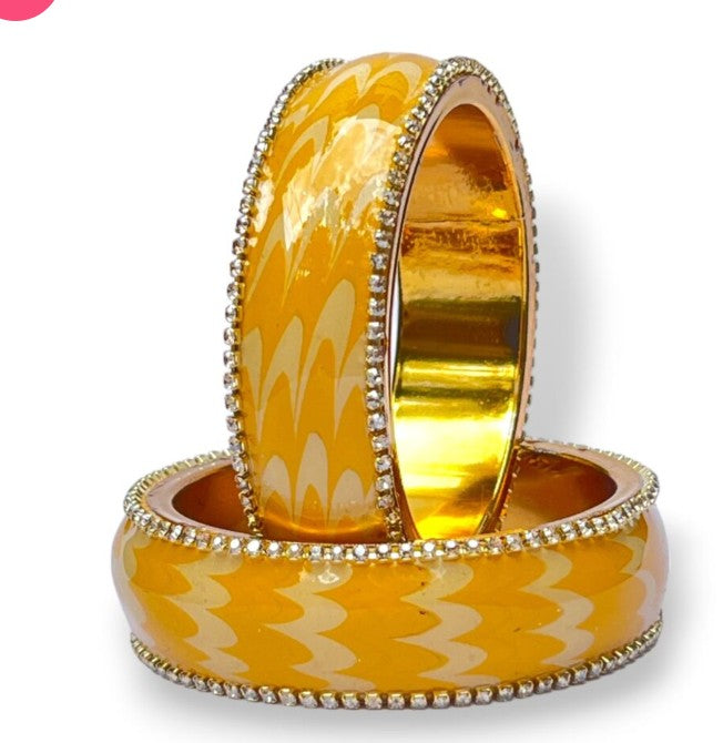 LuxuryGlow Metal Bangles Artful Luxury Marble Wave Gold Brass Lac Bangles – Handcrafted Metal Elegance by