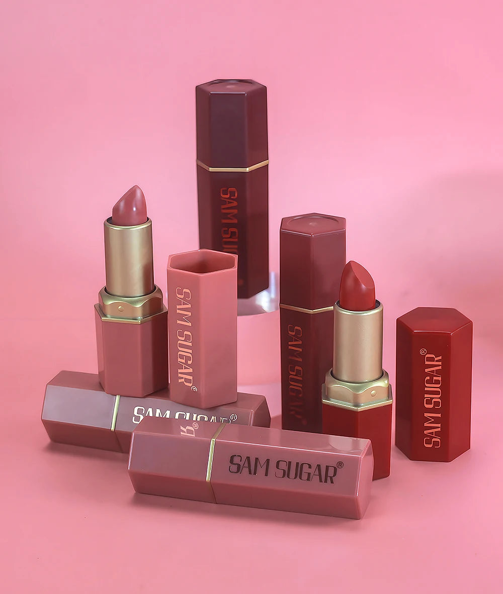 Set de labiales mate LuxuryGlow de 6 colores Gold Bar: textura aterciopelada y acabado perlado