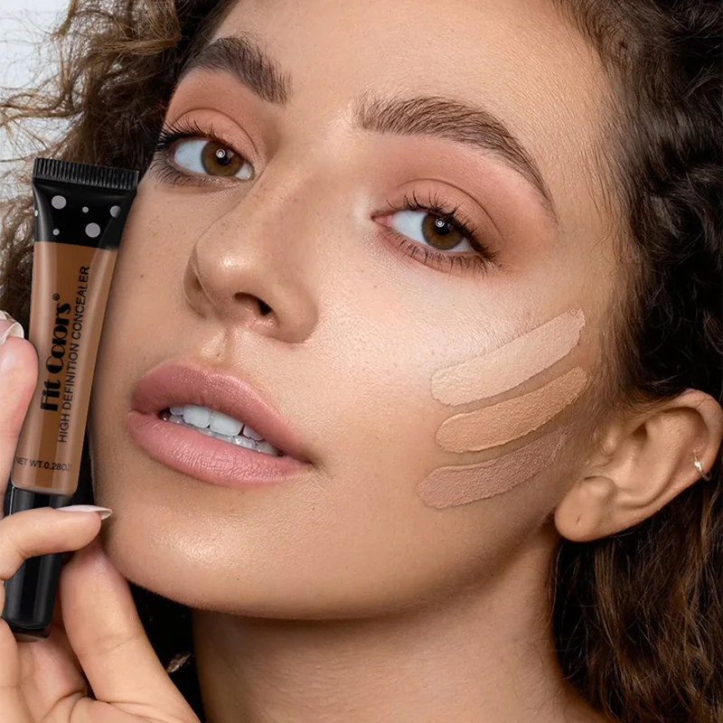 Corrector de seis colores LuxuryGlow: base líquida nutritiva para ojeras