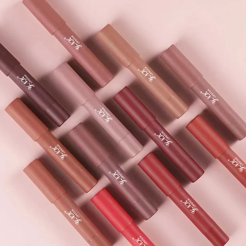 Lápiz labial mate LuxuryGlow Velvet | Tinte labial nude resistente al agua y de larga duración