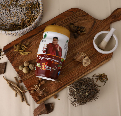 Cura Chyawanprash Awaleh – Immunity Booster with 40+ Ayurvedic Herbs